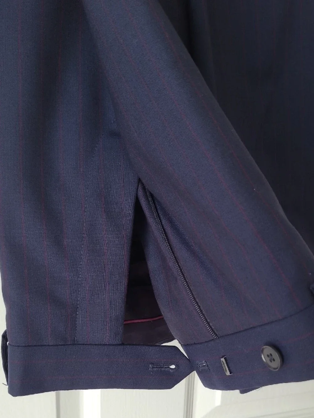 Charles Tyrwhitt Men's Navy Blue and Pink Suit with Vest
